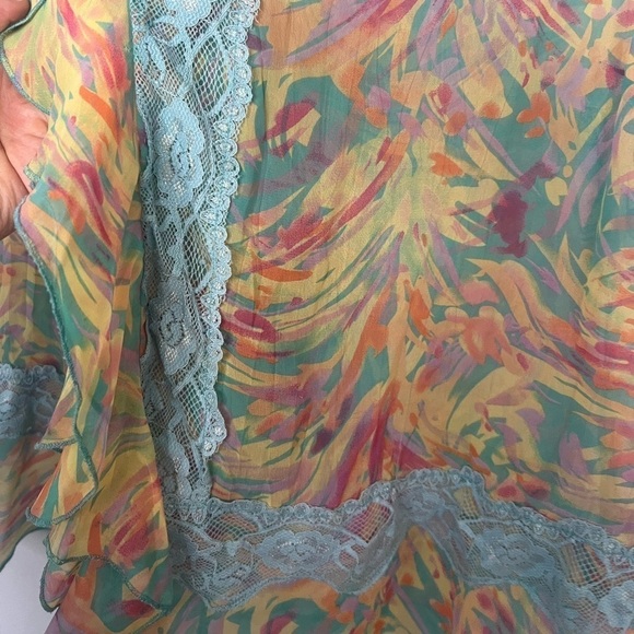 Metro Style Y2K Lace Ruffle Sleeveless Colorful Blouse 20 - Picture 4 of 6